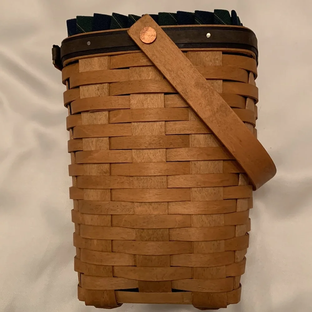 Longaberger 2003 Collector’s Club Gathering Basket Set